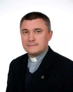 16. ks. Marek Andrzejuk – wikariuszW parafii od 2000 r. do 2004 r.