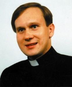 04. ks. Robert Mączka – wikariuszW parafii od 1989 r. do 1989 r.