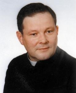 07. ks. Konrad Niedzielski – wikariuszW parafii od 1989 r. do 1992 r.